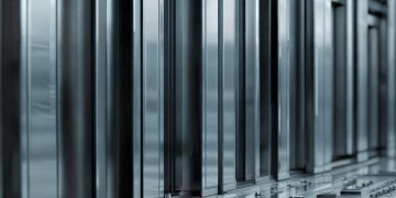 物业搬离有权锁电梯吗？